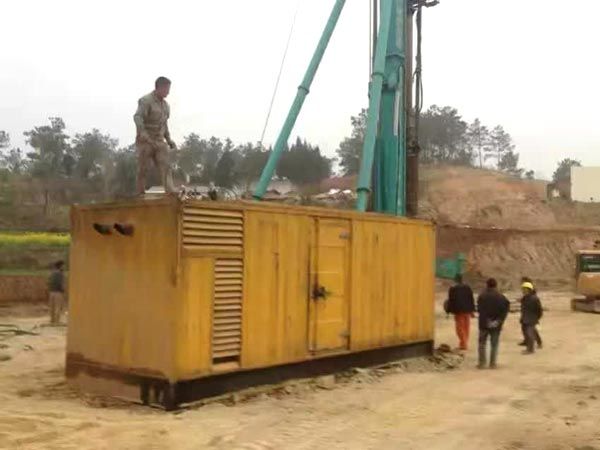 莱城如何判断水冷式机油散热器密封件是否需要更换?